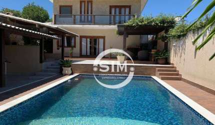 Casa com 4 dormitórios à venda, 360 m² em Campo Redondo - São Pedro da Aldeia/RJ