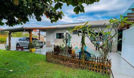 Casa com 2 quartos, Itacolomi - Balneário Piçarras