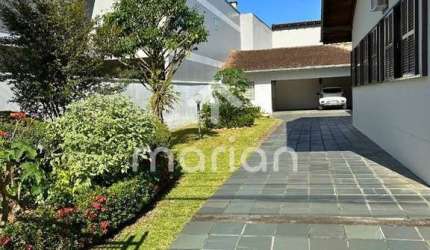 Casa com 4 quartos, Escola Agrícola - Blumenau