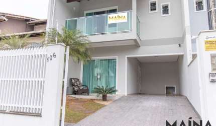 Casa com 3 quartos à venda em Água Verde, Blumenau , 179 m2 por R$ 960.000