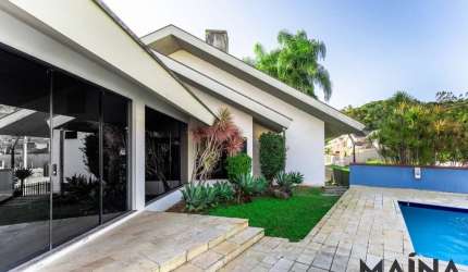 Casa em condomínio fechado com 4 quartos à venda no Vorstadt, Blumenau , 489 m2 por R$ 2.790.000