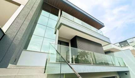 Casa com 3 quartos à venda na Escola Agrícola, Blumenau , 351 m2 por R$ 2.650.000