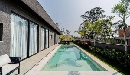Casa com 4 quartos à venda, 380 m² por R$ 3.990.000 - Paisagem Renoir - Cotia/SP
