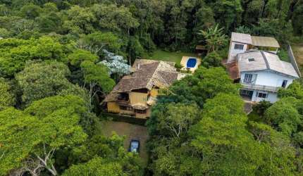 Chácara com 4 suítes à venda, 410 m² por R$ 1.300.000 - Chácaras Embu Colonial - Embu das Artes/SP.