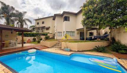 Casa com 4 quartos sendo 4 suítes  - 242m² - à Venda no Condomínio Nova Higienópolis – Jandira/SP