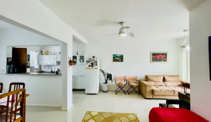 Casa Geminada com 2 quartos na Velha Centra