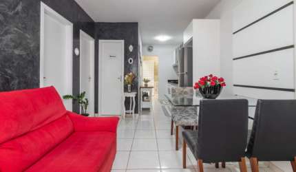 Casa térrea Geminada à Venda na Velha Central