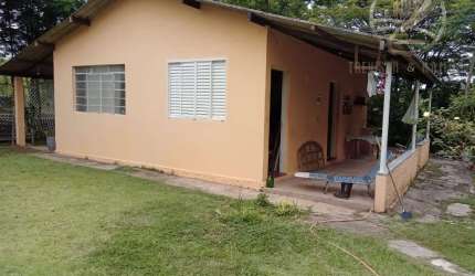 Casa com 1 quarto à venda na Monterrey, Louveira  por R$ 400.000