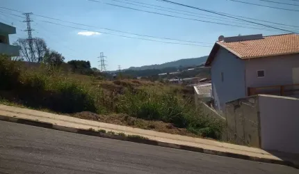 Terreno à venda na Vila Nova Louveira, Louveira  por R$ 350.000