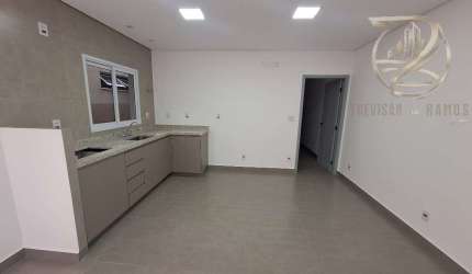Casa com 2 quartos para alugar na Terra Nobre, Louveira  por R$ 2.600