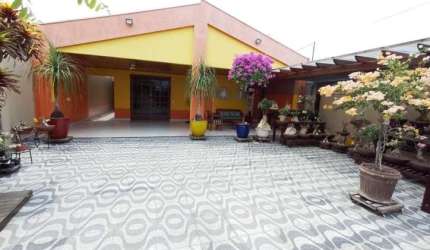 Casa 189m2 no Liberdade