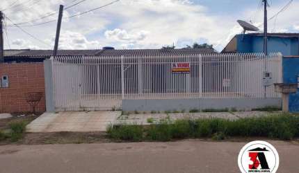 Casa a veda na Zona Sul Rua Graviuna