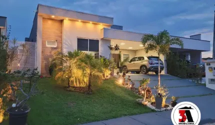 Linda Casa no Condomínio Verana
