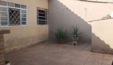 Casa à venda no Jd. São Luiz