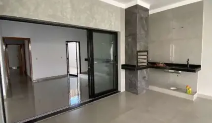 Casa à venda no Prolongamento Angela Rosa