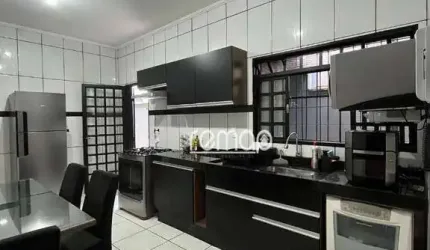 Casa a venda Prolongamento Ângela Rosa