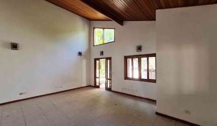 Casa com 3 dormitórios à venda, 370 m² por R$ 1.100.000,00 - Parque da Figueira - Carapicuíba/SP