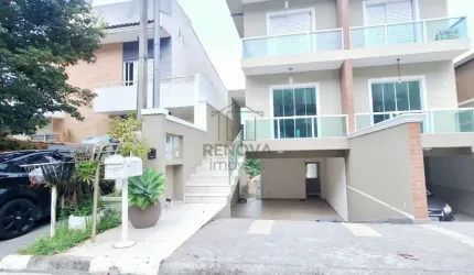 Casa para aluguel no Condomínio Vila D'Este/Cotia