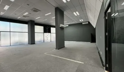 Ponto comercial para alugar na Rua Doutor Heitor Blum, 310, Estreito, Florianópolis, 217 m2 por R$ 9.800