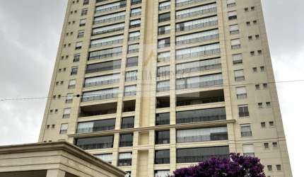 Viva o Luxo e a exclusividade Apto com 4 suítes, 4 vagas, elevador privativo.