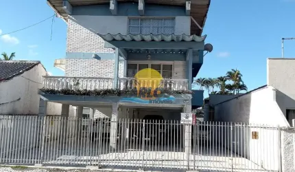 Apartamento à venda na Kennedy, 420, Caiobá, Matinhos por R$ 450.000