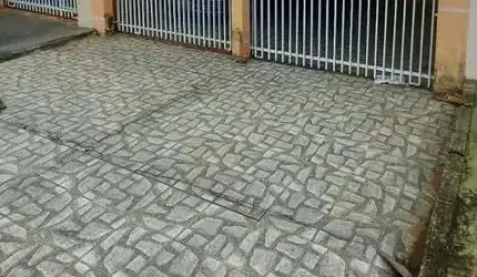 CASA FRENTE RUA/OTIMA LOCALIZAÇÃO/IDEAL INVESTIDORES