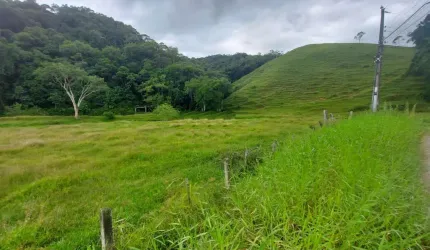 Essa propriedade em Brusque/SC com 139.260 m² é uma excelente oportunidade .