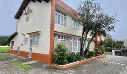 Casa em condomínio fechado com 3 quartos à venda no Alto, Teresópolis , 105 m2 por R$ 890.000