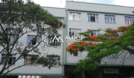 Excelente apartamento quarto e sala mobiliado, próximo a faculdade, com elevador e estacionamento.