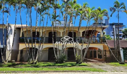 Casa com 4 dormitórios à venda, 420 m² por R$ 1.650.000,00 - Centro - Guaratuba/PR