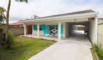Casa com 4 dormitórios para alugar, 120 m² por diária - Centro - Guaratuba/PR