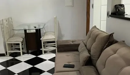 Apartamento com 02 dormitórios, sala, cozinha, 01 wc, 01 garagem, Ótima Localização.