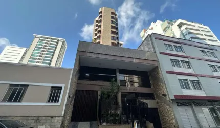 Alto padrão, localização privilegiada e espaço de sobra no coração do Granbery!