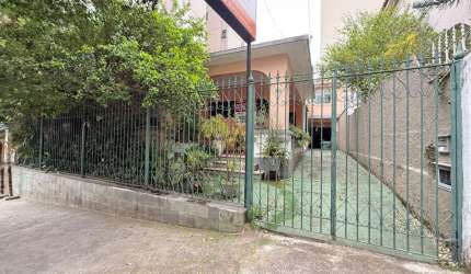 Terreno amplo em localização estratégica – Ideal para construir ou investir!