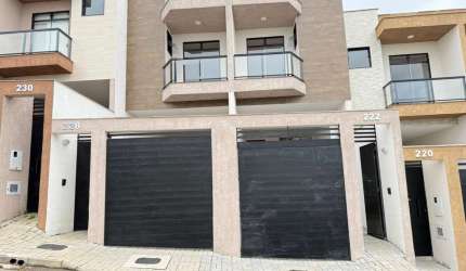 O lar perfeito para começar uma nova história! Casa geminada DUPLEX, com 3 quartos.
