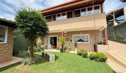 PRIVACIDADE! Casa à venda no Colinas do Imperador, no bairro São Pedro!