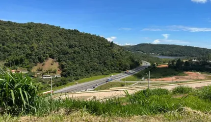 Terreno à venda no Condominio Estrela do Lago.