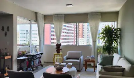 Apartamento à Venda em Espinheiro