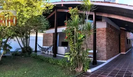 Casa na Praia das Asturias 3 Dormitorios sendo 1 Suite