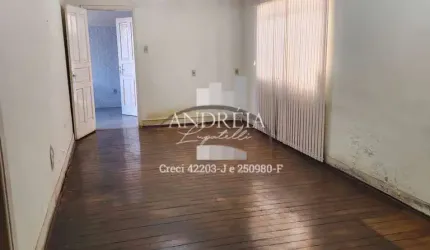 CASA ANTIGA COM 4 QUARTOS 1 SUITE DE ESQUINA EM EXCELENTE LOCALIZAÇÃO
