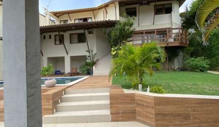 Casa 5 quartos, Condomínio Jardim Califórnia, lado do Marista