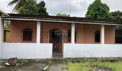 4/4, suites Dias D´Ávila/BA