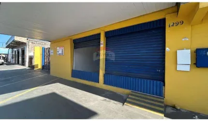 Galpão Comercial no Centro: Excelente Oportunidade!
