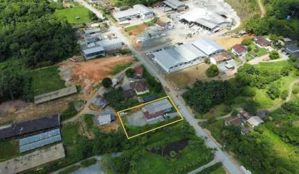 Comercial para Venda em Blumenau, Itoupavazinha, 2 dormitórios, 3 banheiros, 5 vagas