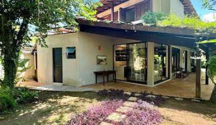 Casa com 4 dormitórios para alugar, 330 m² - Baleia - São Sebastião/SP