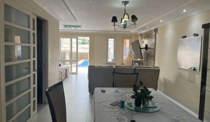 Para vender em Fortaleza, uma duplex, na melhor localização do Cambeba.