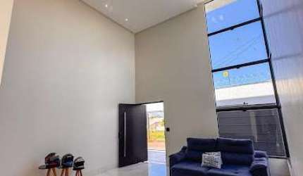 Belíssima casa a 2 minutos do Floresta no Parque Brasília