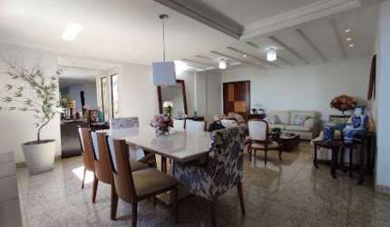 Duplex com 3 suítes, banheira, closet à venda, 358 m² por R$ 650.000 - Setor Central - Anápolis/GO