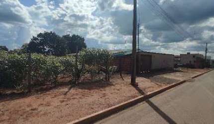 Lote Em Excelente Localização - Na Av. Mirage