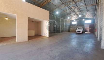 Salão comercial à venda Vila Brasil - Vila Elisa -  2 salas, 2 banheiros 340m²! Confira!